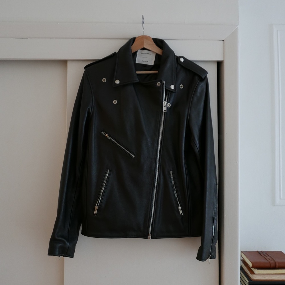 Understated Leather
Oversized Moto Jacket
Large